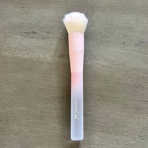Paw Print Shaped Soft White Bristle Pink Makeup Blush Brush Cat Kitten Dog Puppy